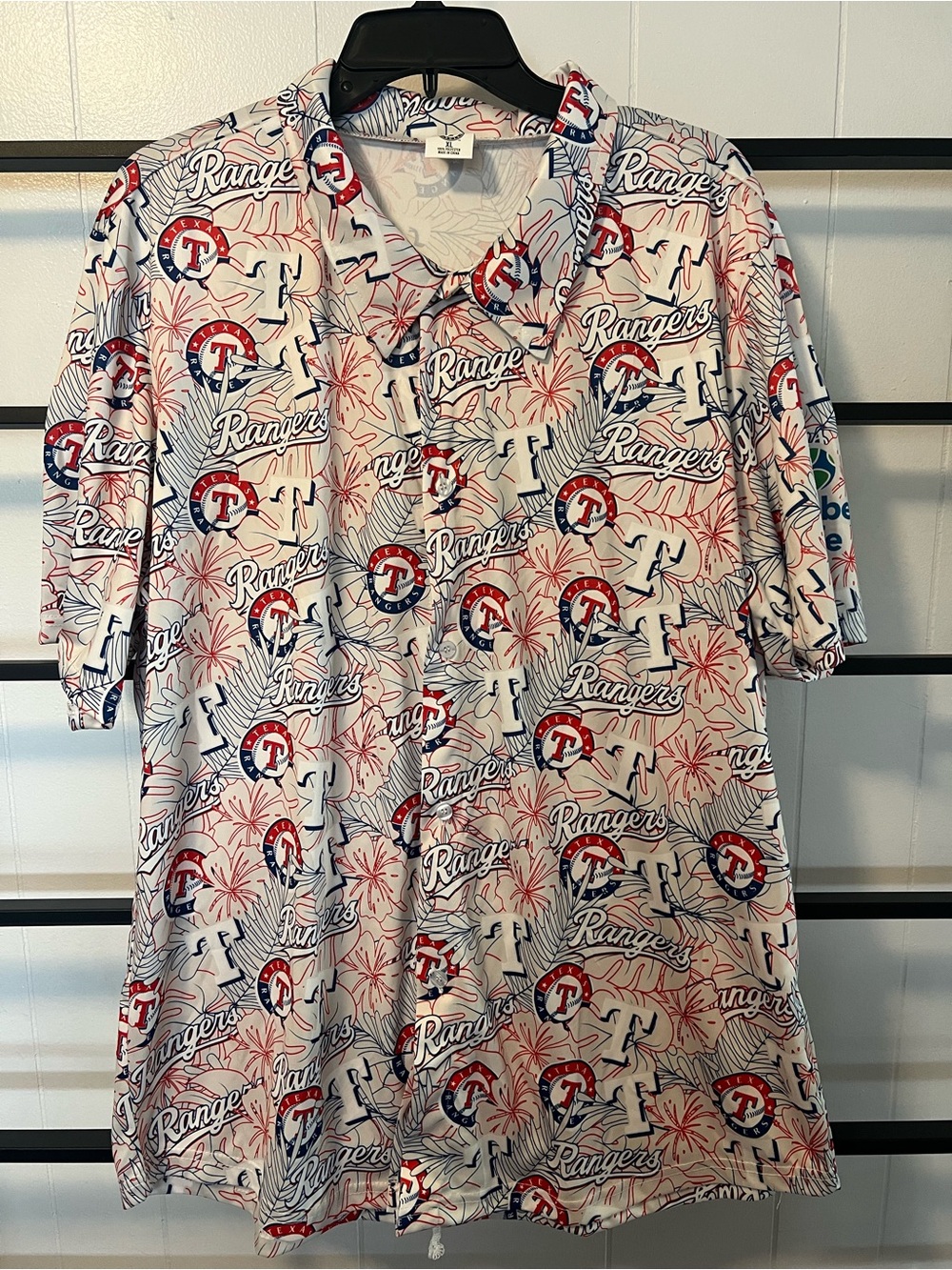 NWOT Texas Rangers Button-Up Shirt - White, Red & Navy, Size XL, C3